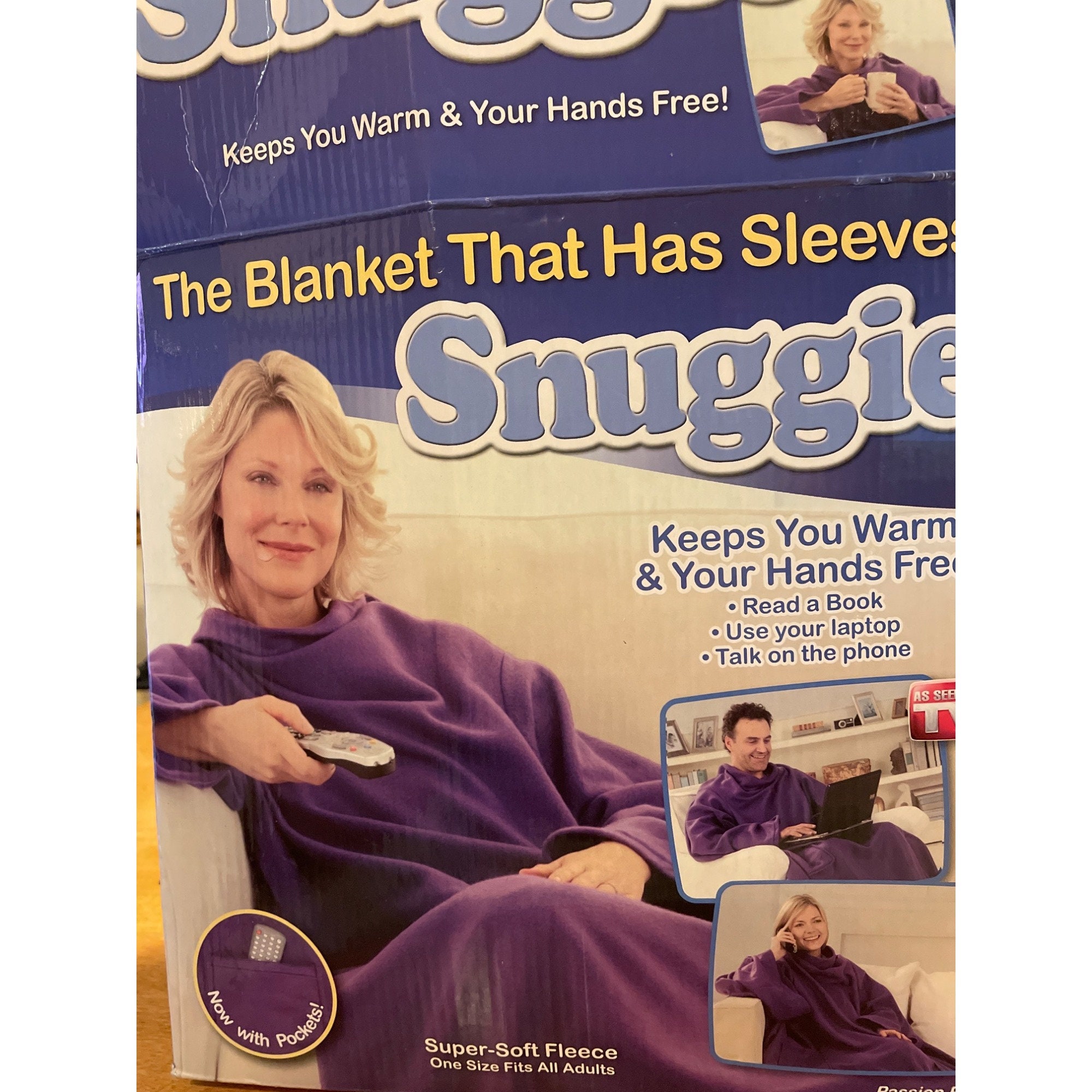 Snuggie soft fleece blanket with sleeves and pockets purple hotsell
