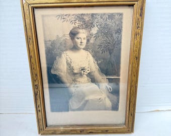 Antique Edwardian Portrait Woman Sepia Photo Gold Gilt Wood Frame 8x10 Vintage
