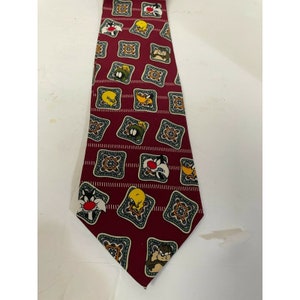 Warner Brothers Neck Tie Donald Duck Sylvester Bird Necktie 100 % Silk