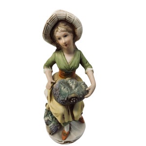 Figurine Homco Victorienne Femme Avec Panier De Raisins Céramique Bisque 1258 9&quot;