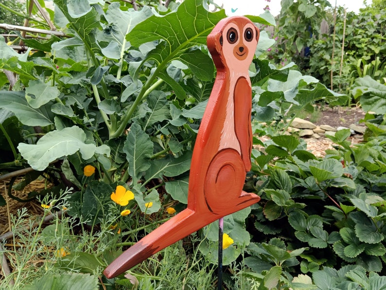 Erdmännchen Gartenstecker aus Holz, handbemalt, wetterfest lackiert, Gartendekoration Bild 5