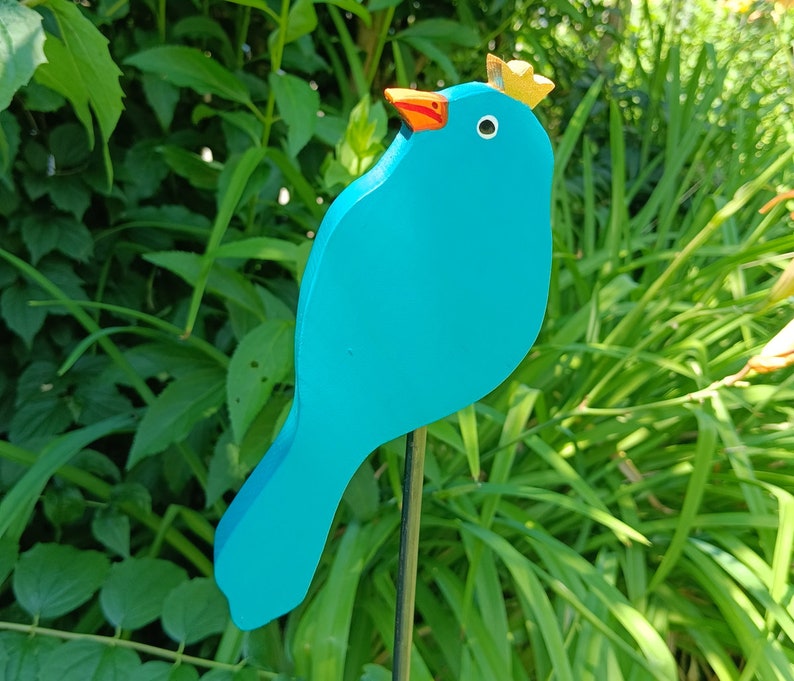 Outdoor Gartendekoration Gartenstecker türkiser Vogel mit Krone, Massivholz, wetterfest lackiert Bild 1