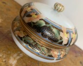 Vintage Japanese porcelain Art Deco lidded box, collectible trinket box, decorative ceramic box with moriage, Asian antique
