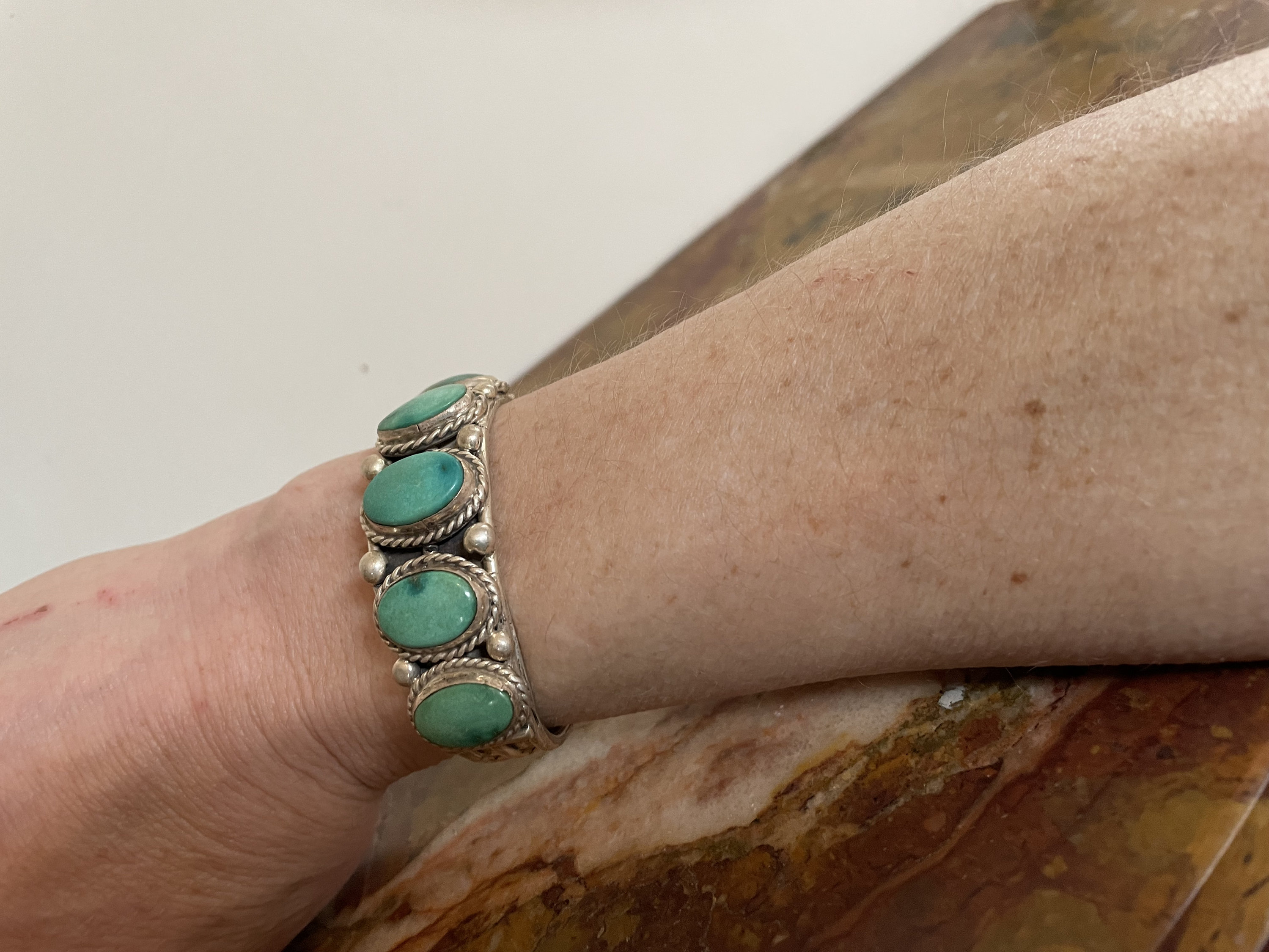 Vintage Native American Sterling Silver Green Turquoise Cuff
