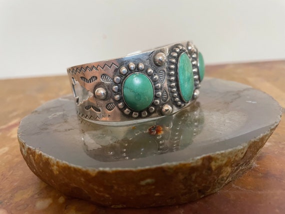 Vintage Navajo sterling silver and green turquois… - image 5