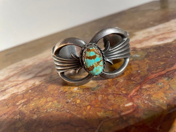 Very Rare Apache Turquoise Vintage Native American Navajo Heavy Coil Sterling Silver Bracelet Very Rare Apache Turquoise Vintage Native American Navajo Heavy Coil Sterling Silver Bracelet