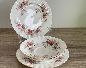 Royal Albert Lavender Rose Orphan Pieces – 2 Side Plates & 2 Saucers – Bone China England