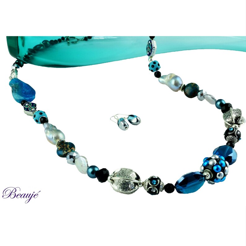 Blue necklace Statement OOAK Blue and black necklace Vibrant Gemstone Semi-precious necklace Beauje Unique Designer Beaded