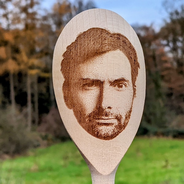 David Tennant Face on wooden spoon, prank gift, housewarming, meme gift, chef, cook,  doctor 015-156