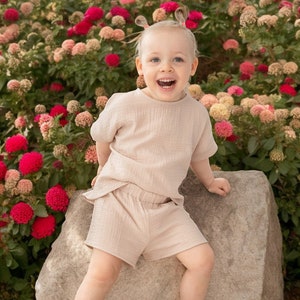 Unisex Muslin Cotton T-Shirt and Pants Set - Lightweight Summer Outfit for toddlers and kids