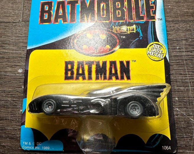 ERTL 1989 Batman Batmobile Die-Cast Metal Car NEW - SEALED