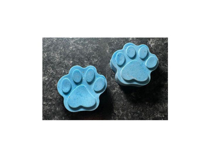 Dog Paw Wax Melt - Blue Raspberry