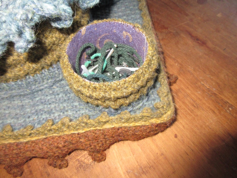 Castle box knitting pattern image 6