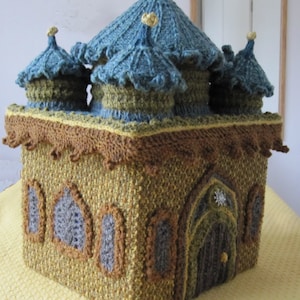 Castle box knitting pattern image 1