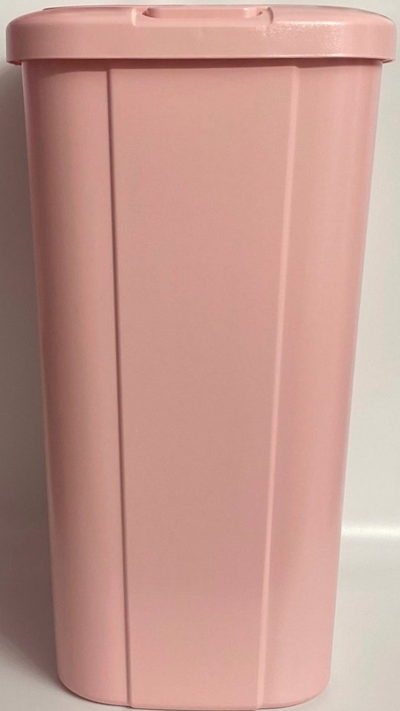 Light Blush Pink 13.3 Gallon Hefty Trash Can, Light Blush Pink