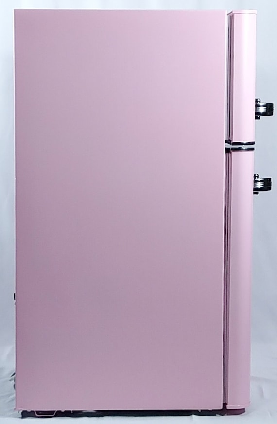 Add a Touch of Vintage Charm with These Retro Mini Fridges