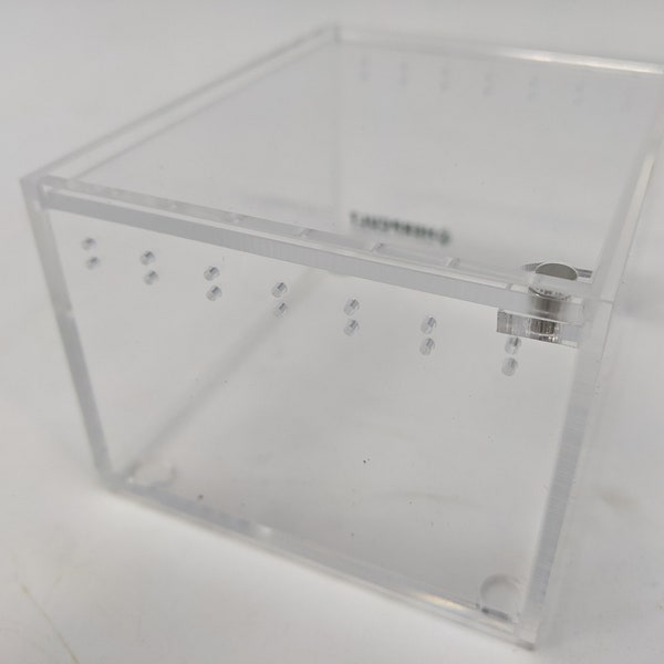 Mini carcasa plana de invertebrado de acrílico con tapa de bloqueo magnético
