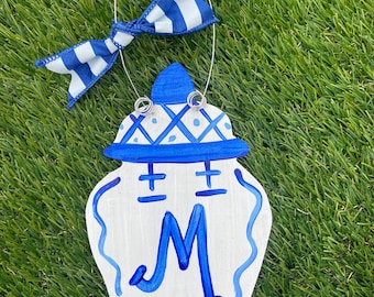 Christmas Ornament / Blue Ginger Jar Wood Christmas Ornament - Ginger Jar - Blue and White - Chinoiserie