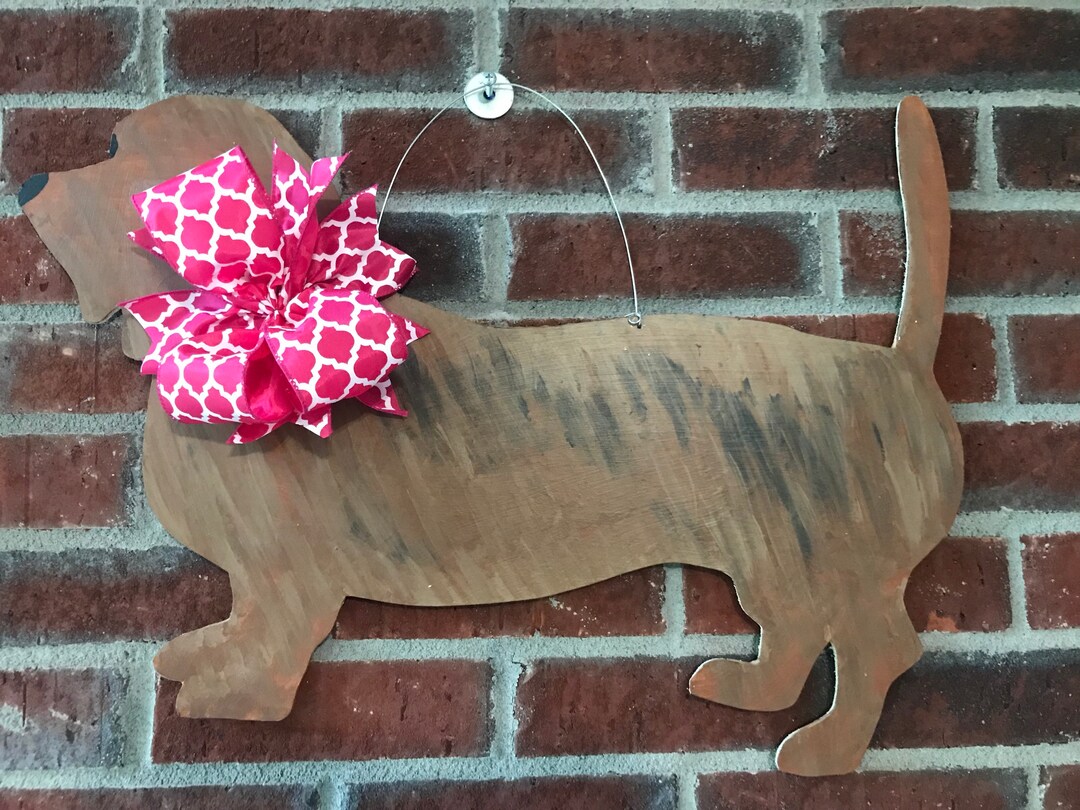 Door Hanger / Bassett Hound Dog Wooden Door Hanger - Dog - Personalize ...