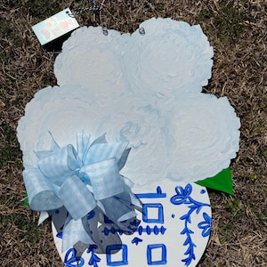 Door Hanger / Blue Hydrangea Flower Pot Wooden Door Hanger - Spring Sign - Hydrangea - Door Decor - Blue and White