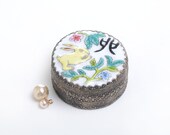 Vintage chinese Shard box, Trinket box, porcelain box with mirror inside