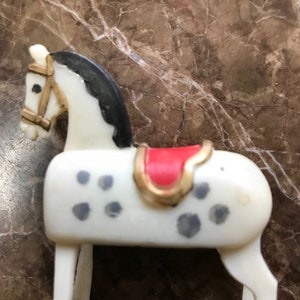 Vintage 1960s Spotted Horse Pencil Sharpener B8