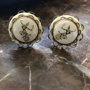 Vintage Thai Dancing Girl Silver and White Enamel Earrings