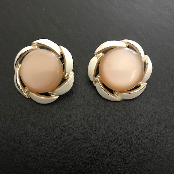 1930-1950 DELSA Cabochon Earrings