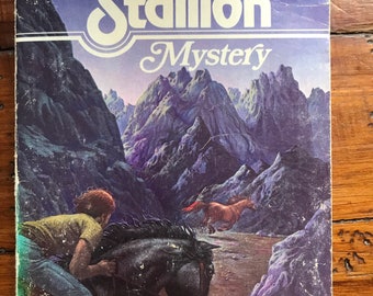 1957 The Black Stallion Mystery by Walter Farley, part of a Children's Reading Series, Paperback B4