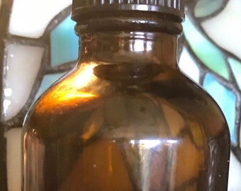 Set of 3 Amber Glass Essential Oil Bottles 4 Fluid oz.