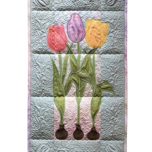 Hoopsisters Tulips Wall Hanging on CD