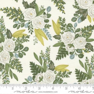 56051-11, Happiness Blooms - White Washed, 44&quot;/45&quot; wide, sold by the 1/2 yard, for Moda