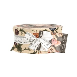 9710JR, Clover Blossom Jelly Roll, 40--2-1/2&quot; strips