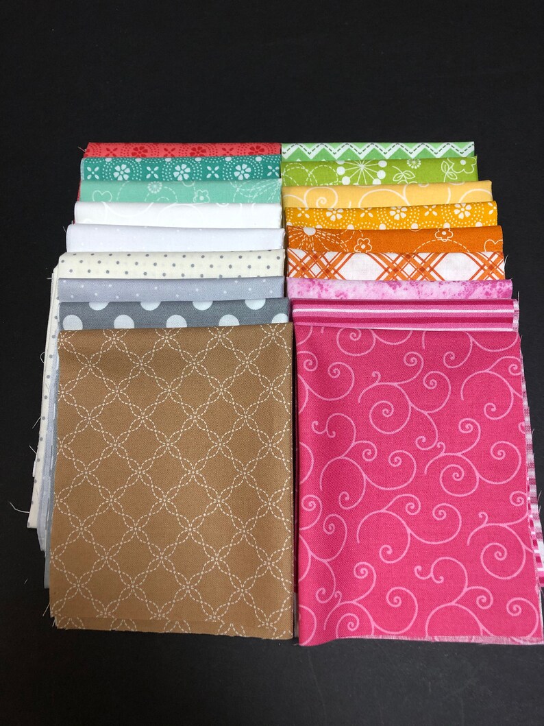 KimberBell Hoppy Easter Bench Pillow Kit Etsy