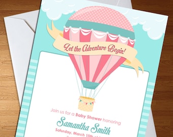 Könnte beinhalten: Eine Babyparty-Einladung mit einer Illustration eines rosa und blauen Heißluftballons. Der Text lautet "Let the Adventure Begin!" und enthält Details zur Veranstaltung, einschließlich Datum, Uhrzeit, Ort und RSVP-Informationen.