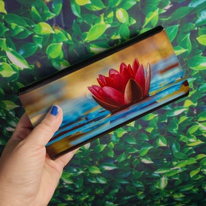 Cartera de cuero sintético de lirio de agua - Idea de regalo de lirio de agua - Impresión de lirio de agua - Regalo para ella - Cartera de mujer - Cartera personalizada - Regalo único