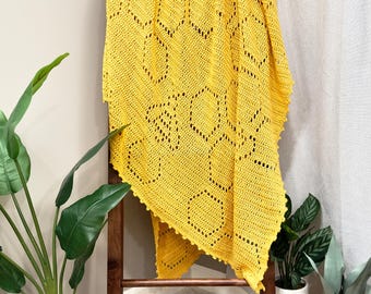 Bumble Bee Crochet Pattern Blanket Beginner | Filet Crochet Blanket Pattern with Animals | Honeycomb Crochet Blanket | Crochet Bee Blanket