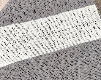 Christmas Filet Crochet Pattern | Crochet Snowflake Throw Pattern | Crochet Winter Blanket Pattern | Beginner Filet Crochet Afghan Pattern