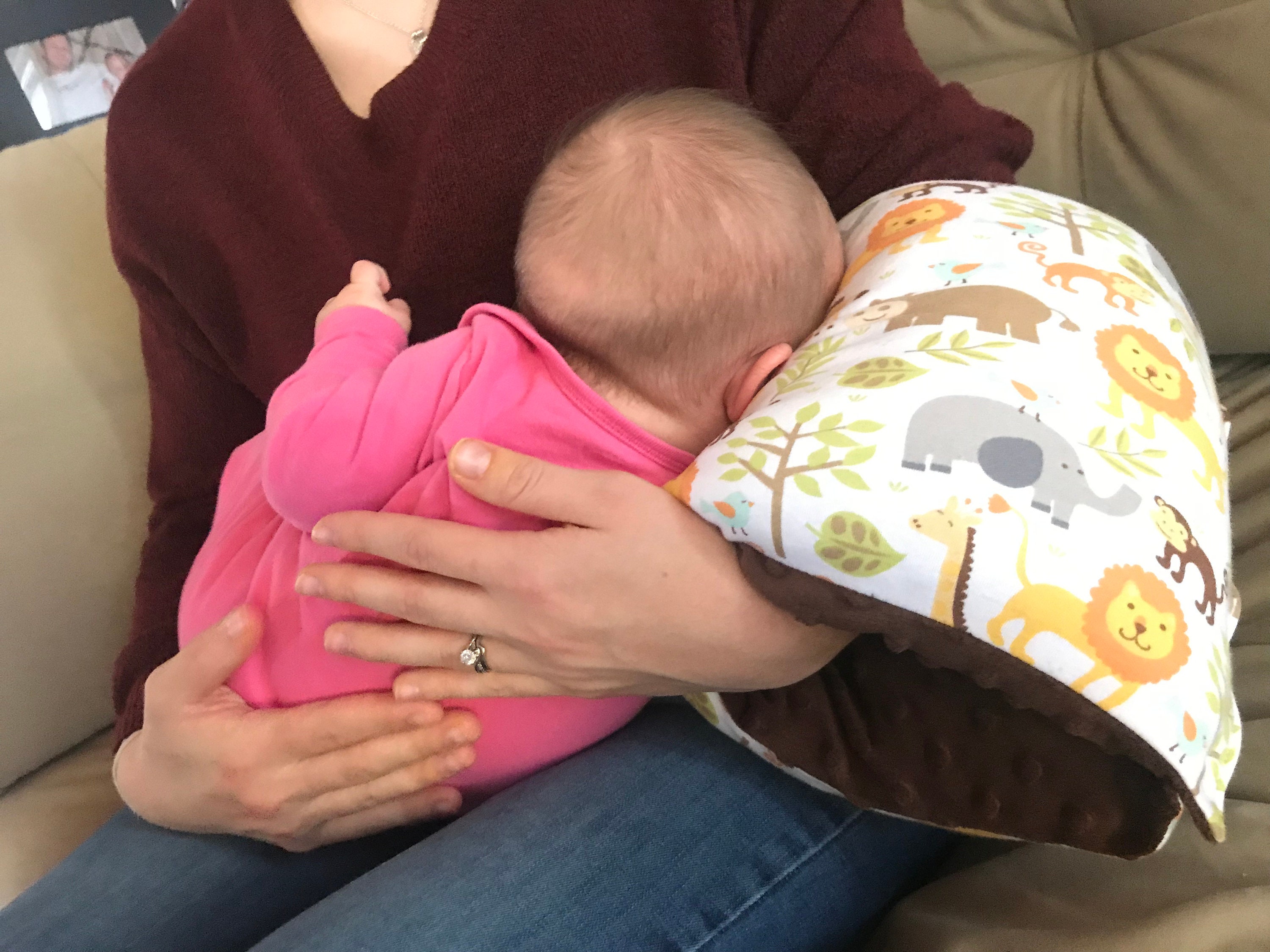 Arm Feeding Pillow 