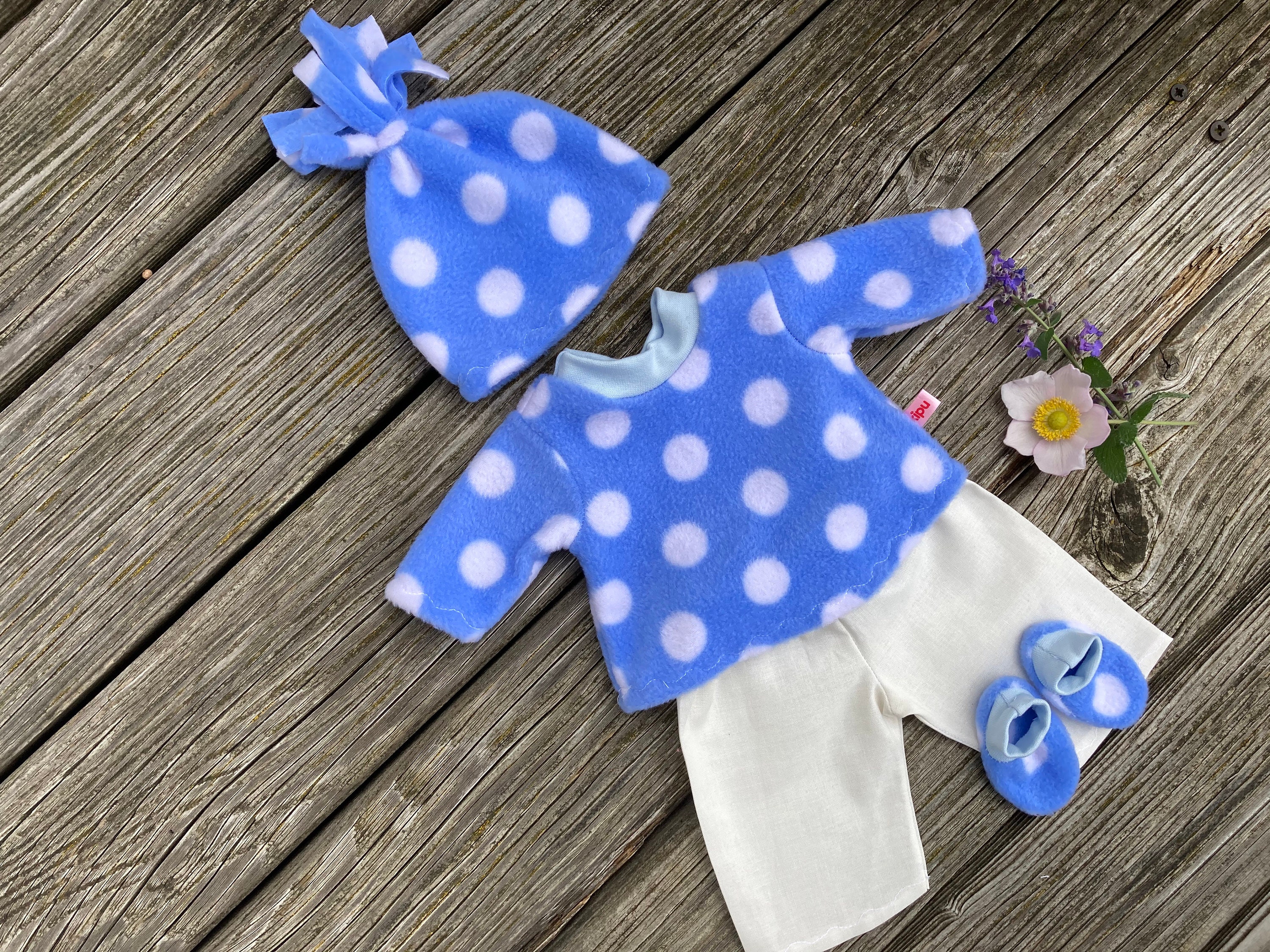Set Da 7 Vestiti Per Bambole 43 Cm: Pagliaccetti, Abiti, Camicie Da Notte E Cappelli - Regalo Ideale Per Bambine