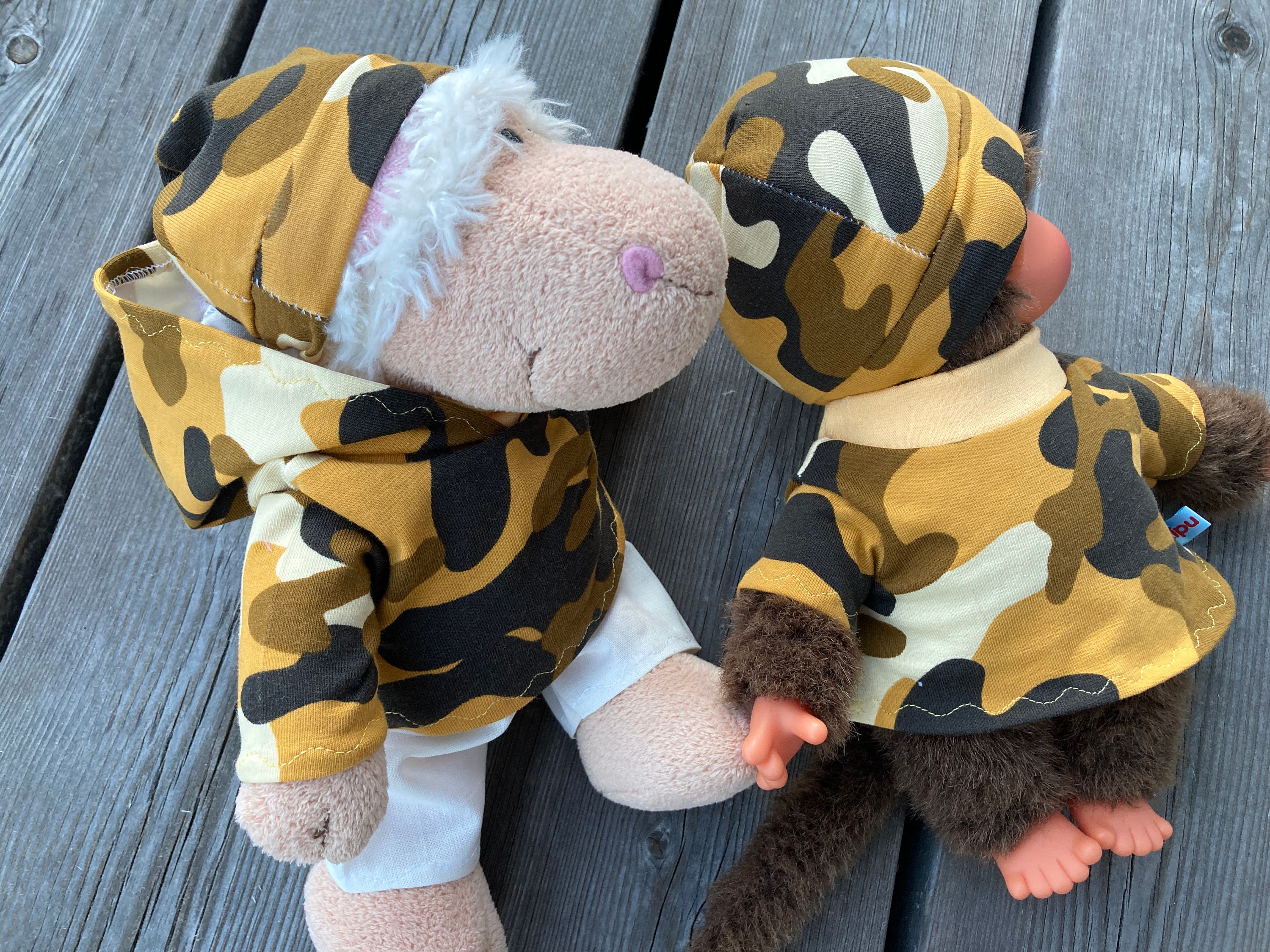 Handgemachte Camouflage-Outfits Für 20 Cm Plüschaffen & Teddys – Süße Mini-Soldatenkleidung
