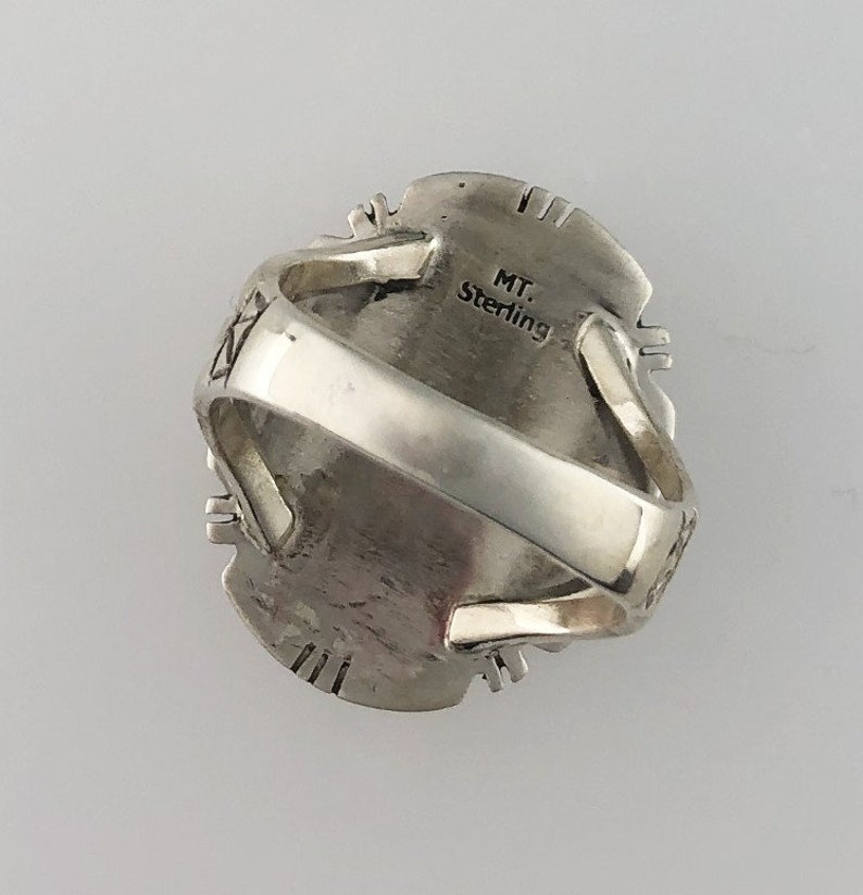 Navajo Sterling and Spiny Oyster Ring Size 10 14