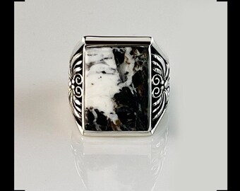 ナバホ族 ホワイトバッファロー＆スターリングシルバー ベアパウ