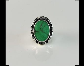 Handmade Native American Navajo Gaspeite Sterling Silver  Vintage Native American Navajo-style Ring Green Gaspeite or Turquoise Stone Inly main image 0