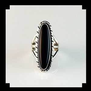 Sterling and Black Onyx Ring   Size 8 1/2