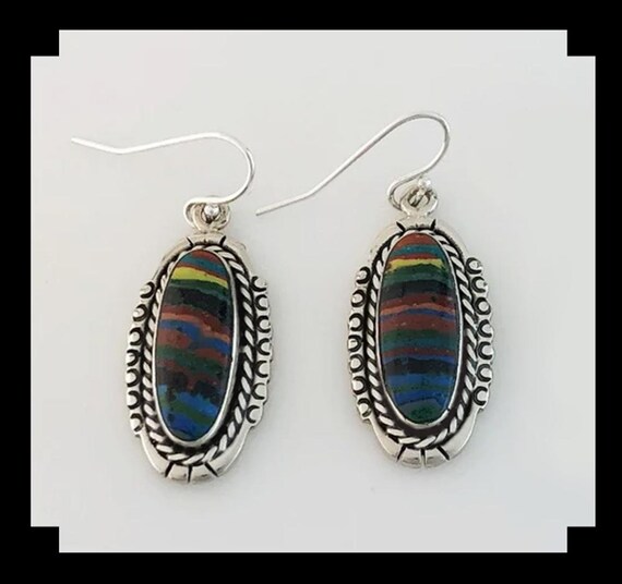 Orecchini con pietre preziose Calsilica arcobaleno blu: argento sterling ossidato - Italia