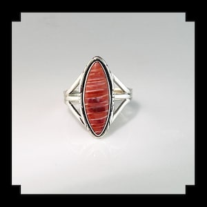 Sterling and Spiny Oyster Ring   Size 12 1/2