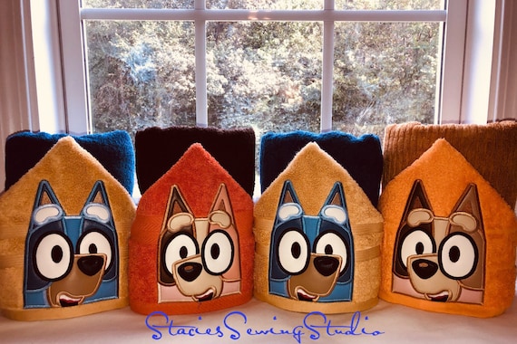 Kids Hooded Towels Blue Heeler Dog Australian Pup Kids Bath Towel Kids Beach Pool Towels Children s Peeker Towel Etsy Ireland