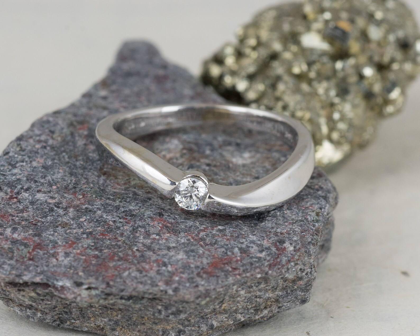 Simple Wave Ring With Low Set Round Diamond in 14k White Gold - Etsy