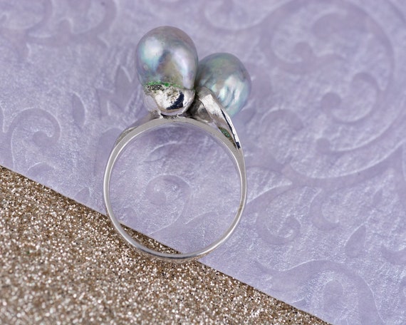 White Gold Ring with Freshwater Pearls - image 5